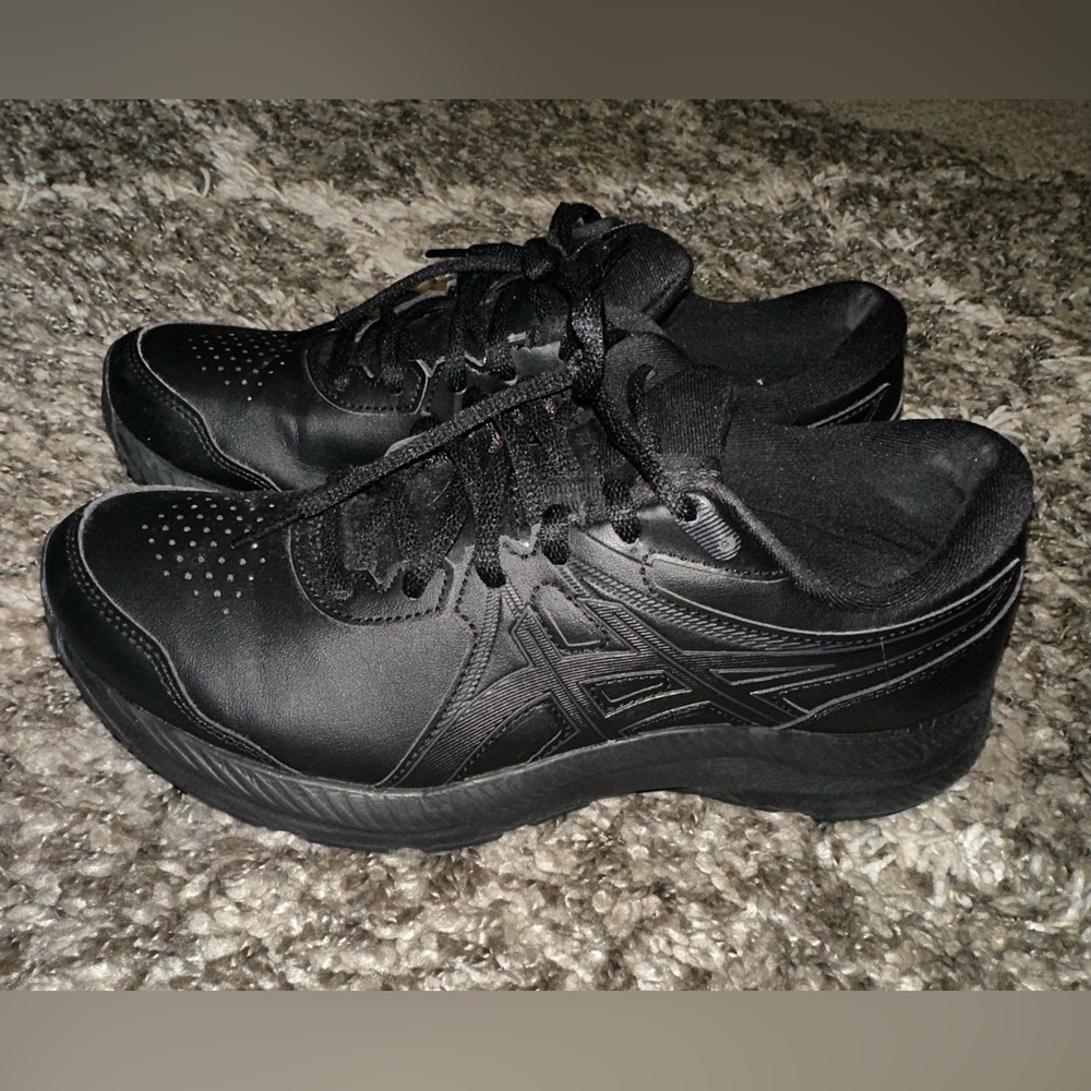 ASICS Women’s Gel-Contend Athletic Sneakers 8.5